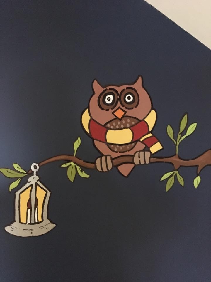 Harry Potter themed mural for child's bedroom - owl